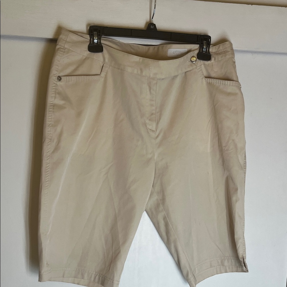 Callaway Women's Beige Bermudas size 14